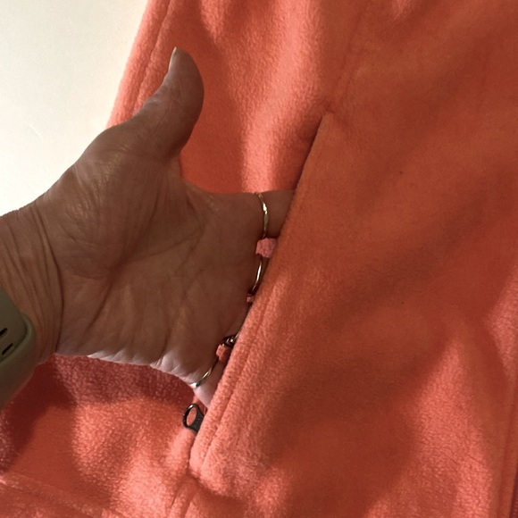 Columbia fleece vest great condition salmon pink colour - Picture 3 of 7